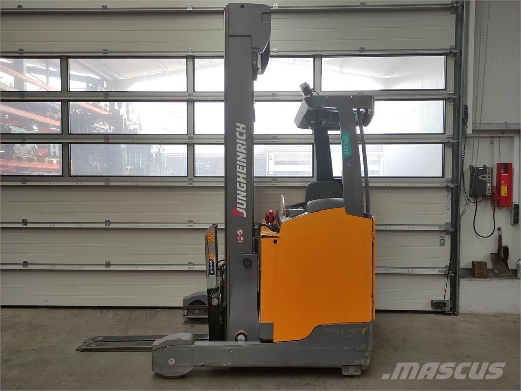 Jungheinrich ETV 216 Carrello retrattile