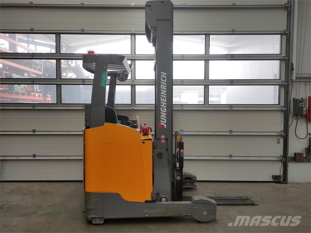 Jungheinrich ETV 216 Carrello retrattile