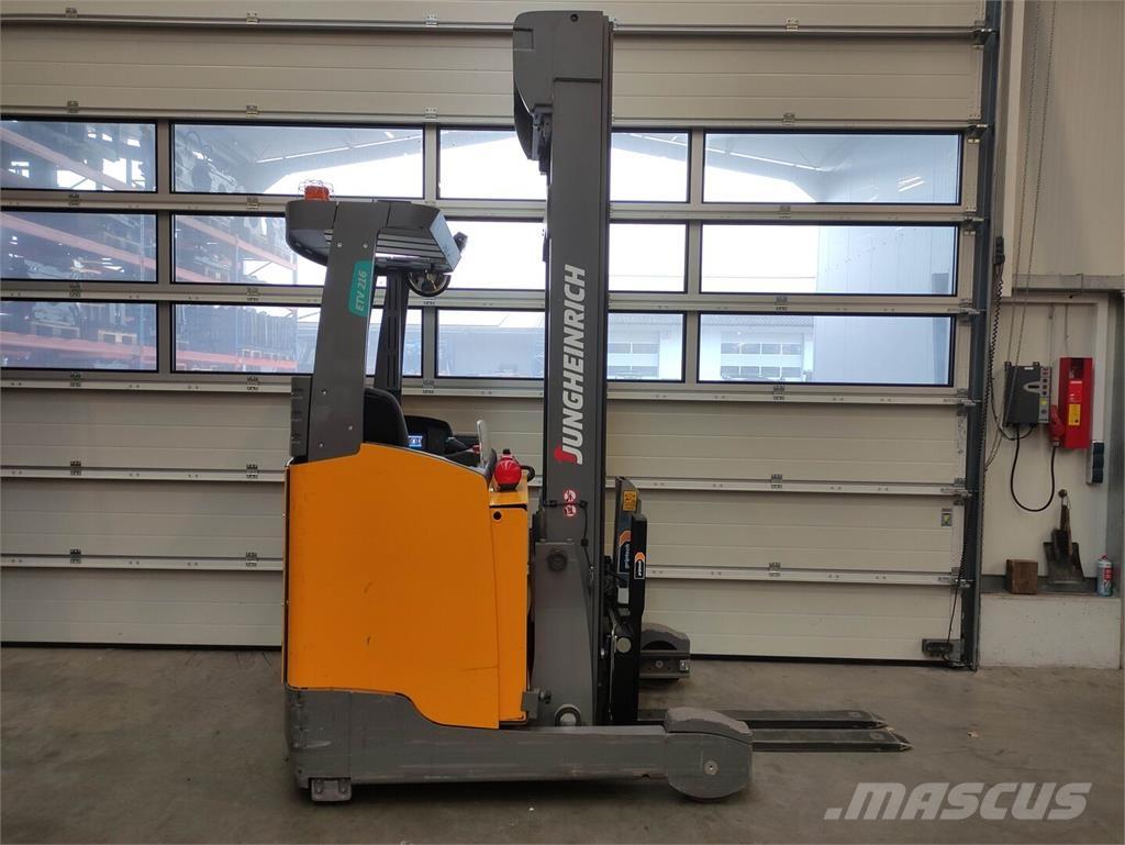 Jungheinrich ETV 216 Carrello retrattile
