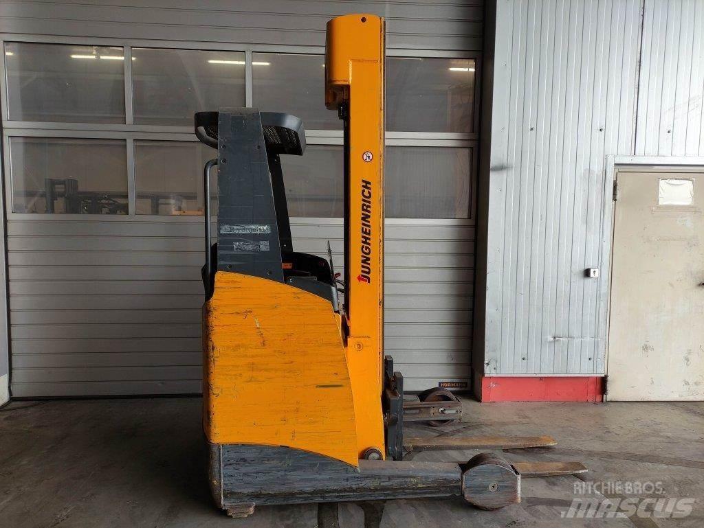Jungheinrich ETV114 Carrello retrattile