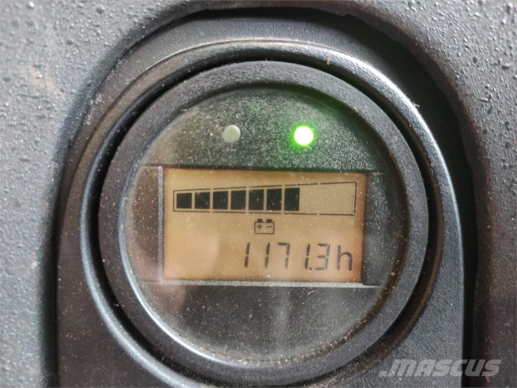 Linde L12 i Transpallet uomo a terra