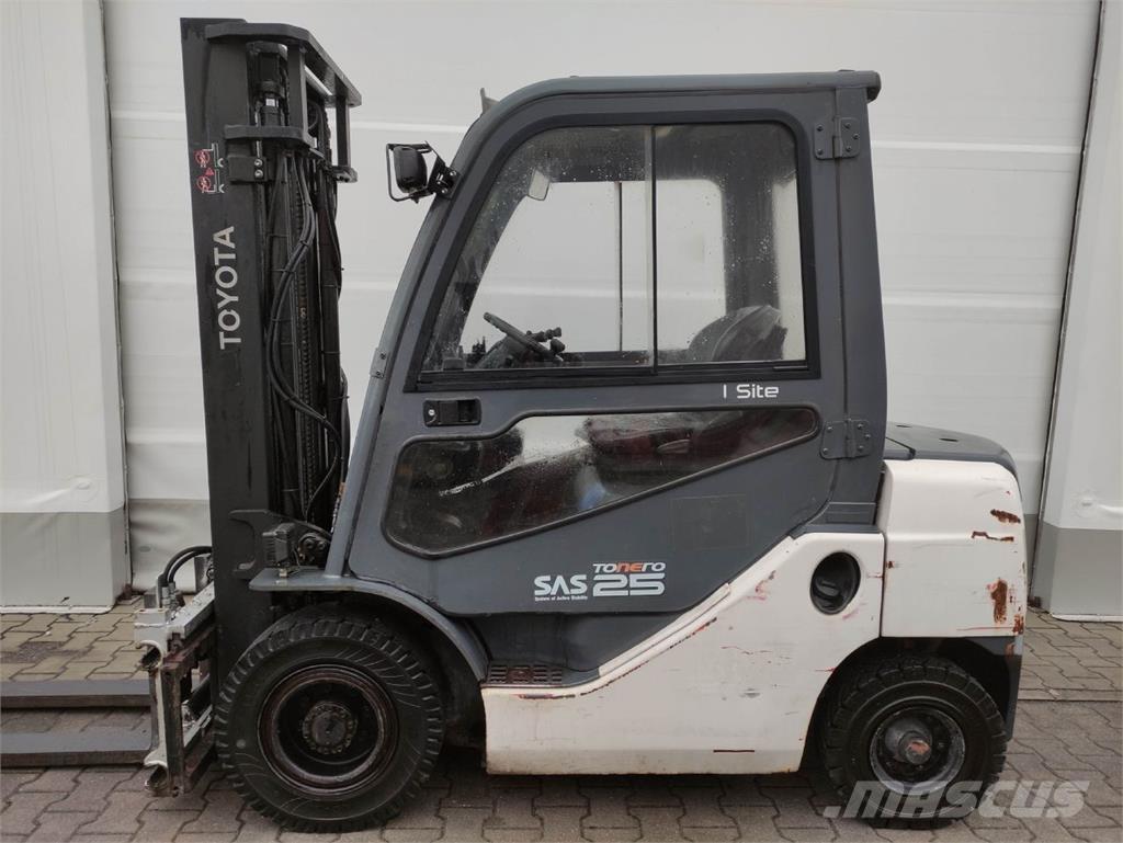 Toyota 02-8FDF25 Carrelli elevatori diesel