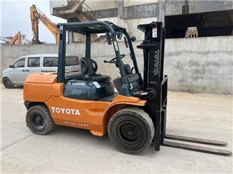 Toyota FD50
