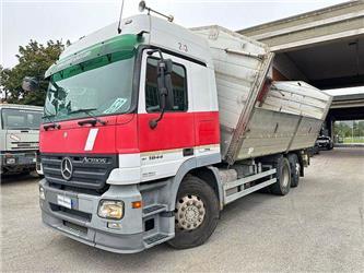 Mercedes-Benz ACTROS 2546