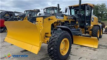 John Deere 622GP