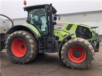 CLAAS Axion 800