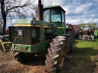 John Deere 8640   fuel tank