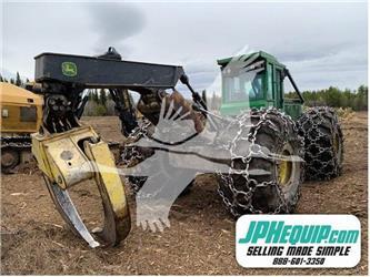 John Deere 748H