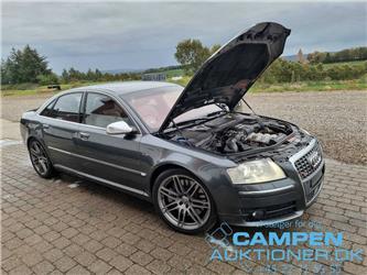Audi S8 V10
