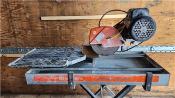 Husqvarna Electric Tile SAW