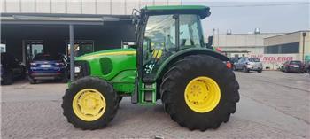 John Deere 5720