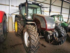 Valtra N121    arm