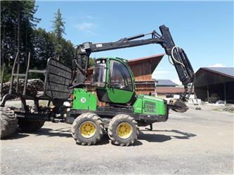 John Deere 810 E
