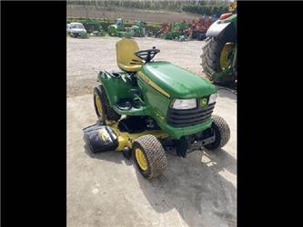 John Deere X740