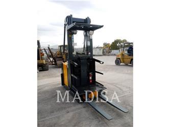 Caterpillar LIFT TRUCKS EKS308
