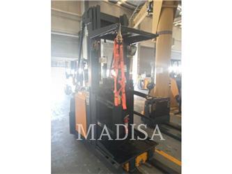 Caterpillar LIFT TRUCKS EKS308