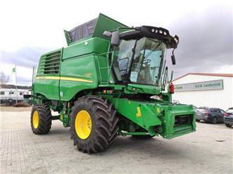 John Deere T550