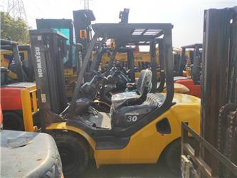 Komatsu FD 30 T-17