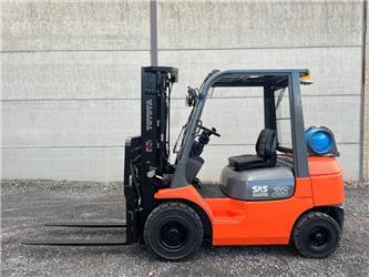 Toyota 42-7FGF25