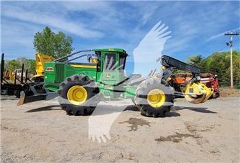 John Deere 648L II