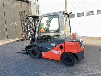 Toyota 52-8FDF25