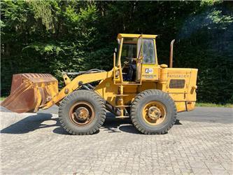 International H 65 B