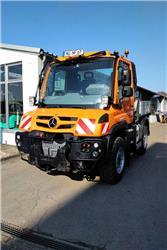 Mercedes-Benz Unimog U219