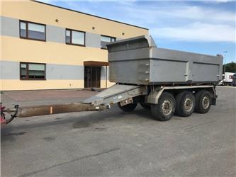 Istrail 3-AXLE TIPPER