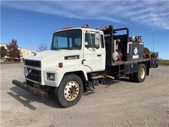 Mack CS300