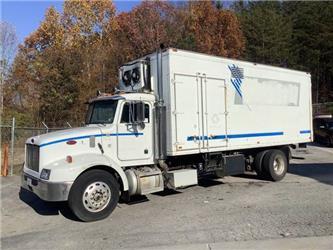 Peterbilt 330
