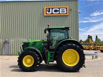 John Deere 6210R