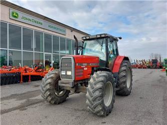 Massey Ferguson 8120