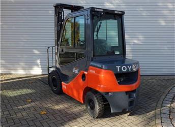 Toyota 8FDF25