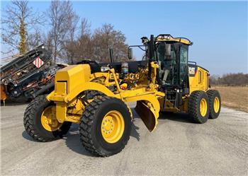 Caterpillar 12M