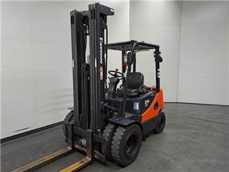 Doosan D25S-5