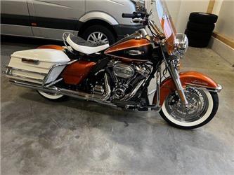 Harley-Davidson FLHFB 114 Electra Glide Highway King Icon