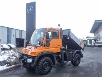 Unimog U300 4x4 Kipper AHK Anbauplatte Zapfwelle