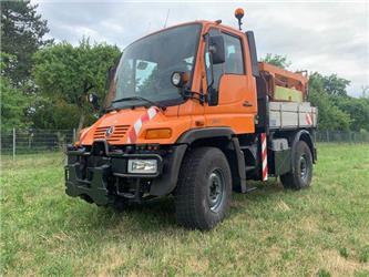 Unimog U300 Typ 405/10 mit Streuer Topszustamd