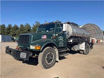International 4900