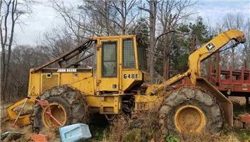 John Deere 648E