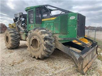 John Deere 648L