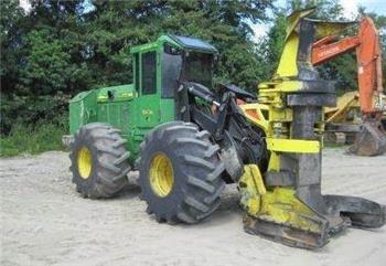 John Deere 843K