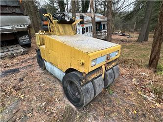 Sakai TS160