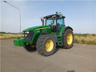 John Deere 7830