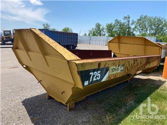Caterpillar 725