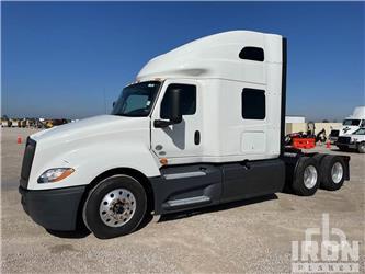International LT625