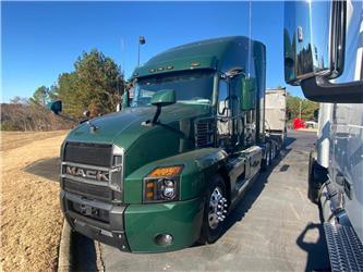 Mack AN64T