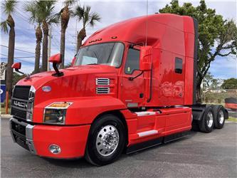 Mack AN64T