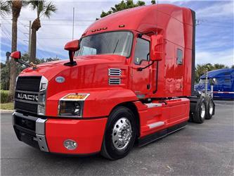 Mack AN64T