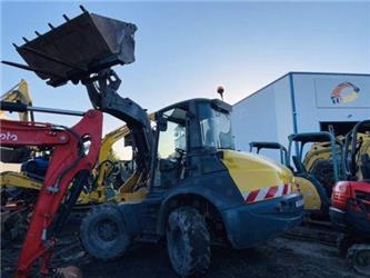 Mecalac AS900 a bras rotatif / swing